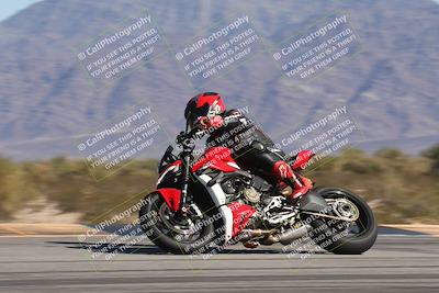 media/Oct-30-2025-Racers Edge (Thu) [[dabbdaf680]]/3-B Group/Session 4 (Turn 9 Side)/